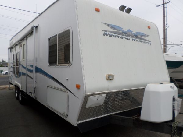 2004 Weekend Warrior Toy Hauler Fs2600