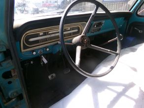 1970 Ford F-250 10ft Flatbed Photo 4