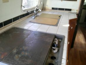 1972 Airstream Sovereign Land Yacht Trailer Photo 5