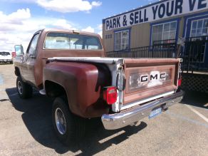 1977 Chevy Stepside Custom Truck Photo 3