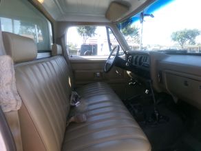 1990 Dodge Power Ram Wagon 250 4X4 Truck W Campershell Photo 4