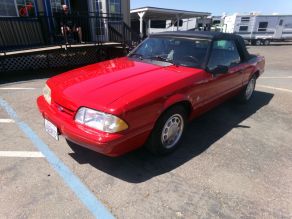 1993 Ford Mustang LX Convertible Photo 2