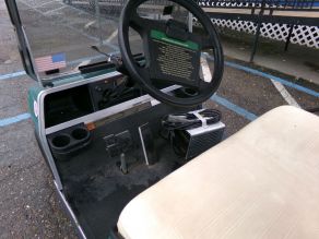1996 Club Car Electric golf cart Photo 4