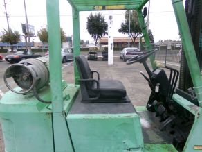 1996 Mitsubishi 5000lbs forklift Photo 5