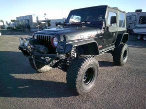 1997 Jeep Wrangler Sport Photo 2