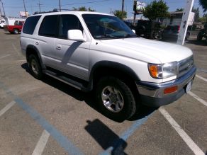 1998 Toyota 4Runner SR5 Photo 2