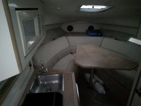 1999 Maxum Cabin Cruiser 2400 SCR Photo 4