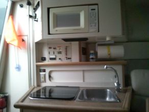 1999 Maxum Cabin Cruiser 2400 SCR Photo 5