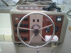 1999 Maxum Cabin Cruiser 2400 SCR Photo 6