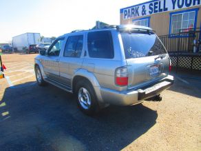 2000 Infinity QX4 4X4 SUV Photo 3