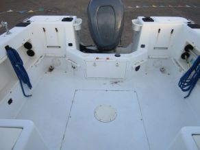 2000 Sea Swirl Striper Fishing Boat Photo 5
