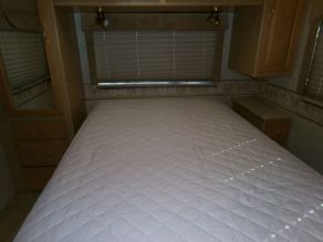 2001 Winnebago Itasca Photo 6