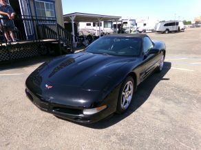 2002 Chevrolet Corvette Convertible Photo 2
