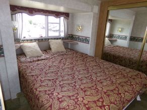 2002 Holiday Rambler Alumascape 5th Wheel Photo 6