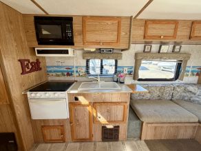 2003 Thor Tahoe Hybrid Travel Trailer Photo 4