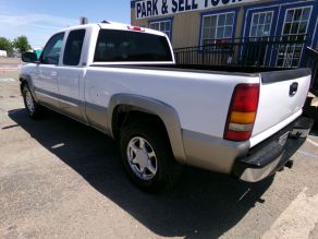 2003 GMC 1500 SLT Entended Cab 4X4 Photo 3