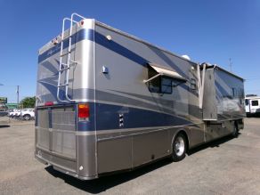 2004 Alpine Coach Class-A  Motor Home Avalanche Diesel Pusher Photo 2