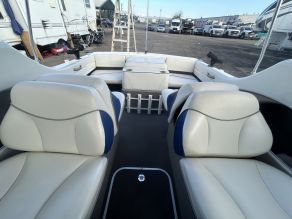 2004 Bayliner Cuddy Cabin Fishing Boat Photo 5