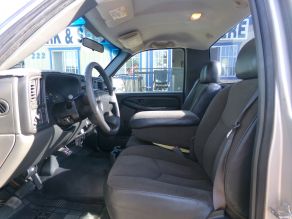 2004 Chevrolet 2500 HD Silverado Long Bed Photo 4