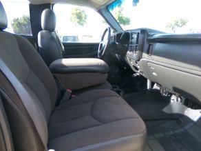 2004 Chevrolet 2500 HD Silverado Long Bed Photo 6
