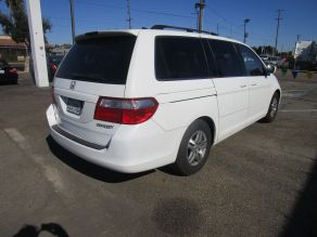 2005 Honda Odyssey Photo 3