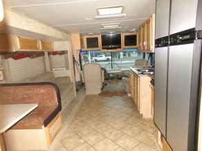 2006 National Seabreeze LX  Class A Motorhome Photo 2