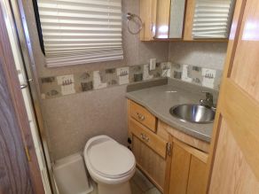 2006 Alfa Class A See-Ya Diesel Pusher Photo 6