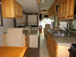 2006 Alfa See Ya Class A Diesel Pusher Photo 4