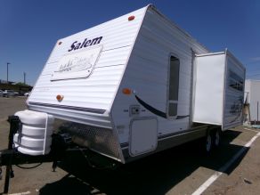 2006 Forest River Salem T23FBL Travel Trailer Photo 2