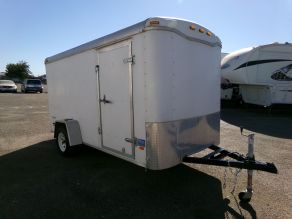 2006 Haulmark Enclosed Utility Trailer Photo 2