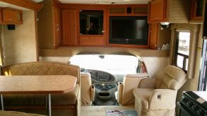 2007 Bigfoot Class-C Motorhome MH27DSL Photo 3