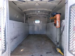 2007 Ford E-350 Utility Van Photo 6