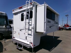 2007 Lance 951 Cab Over Camper Photo 2