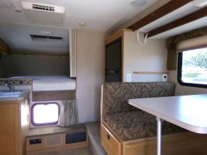 2007 Lance 951 Cab Over Camper Photo 3