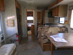 2008 Gulf Stream Class C Ultra 6319LE Photo 3