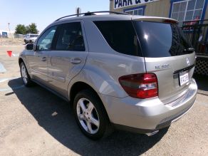 2008 Mercedes-Benz ML 350 4-Matic AWD Photo 3