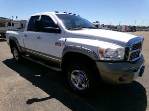 2008 Ram 2500 HD Diesel 4X4 Crew Cab Shortbed Photo 3