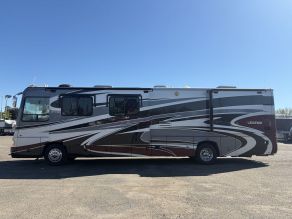 2009 Sports Coach Legend Class A Diesel Pusher  40'