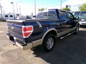 2010 Ford F-150 Crew Cab King Ranch 4X4 Photo 2