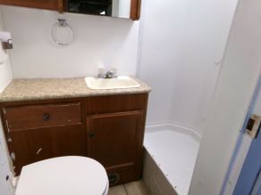 2011 Fleetwood Jamboree Class C Motorhome Photo 6