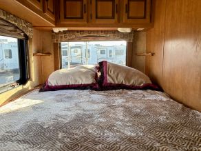 2011 Forest River Sun Seeker Class C Motorhome Photo 5