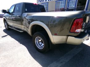 2011 Dodge Ram Crew Cab 3500 Dually Long Horn Photo 3