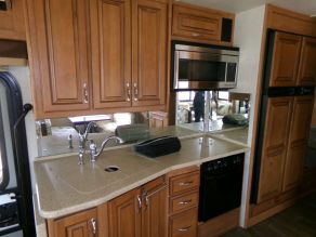 2011 Fleetwood Southwind 32V Class-A Photo 5