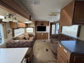 2011 Forest River Wildcat Travel Trailer Photo 4