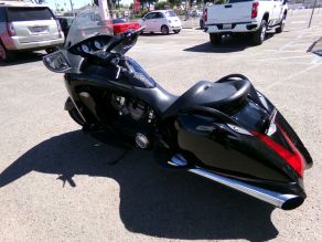 2011 Victory 8 Ball 106 Freedom V Twin Motorcycle Photo 3