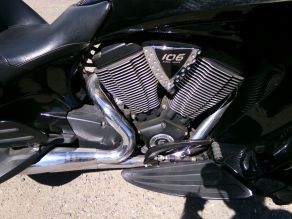 2011 Victory 8 Ball 106 Freedom V Twin Motorcycle Photo 6
