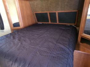 2012 Forest River Wildcat Maxx T29BHS Slate Edition Travel Trailer Photo 5