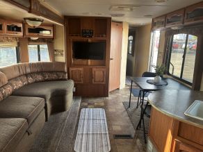 2012 Forest River Surveyor Photo 3