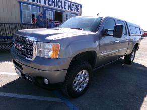 2012 GMC 2500HD Duramax Denali Photo 3
