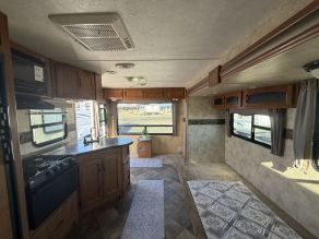2012 Keystone Sprinter Travel trailer Photo 3